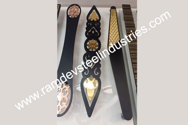 Designer Handle 02